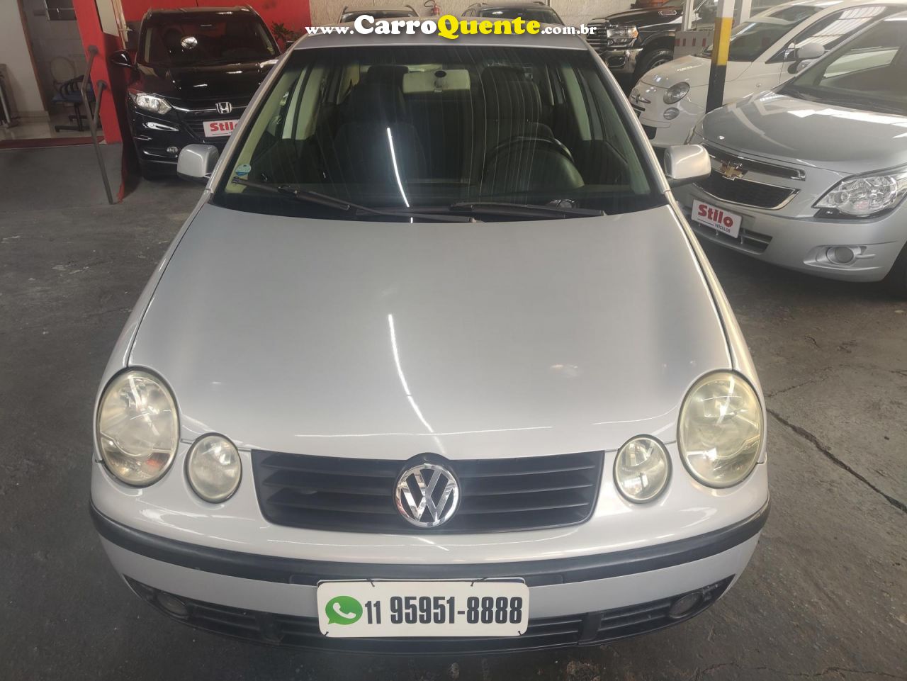 VOLKSWAGEN   POLO SEDAN 1.6 MI 101CV 8V 4P   PRATA 2005 1.6 GASOLINA - Loja