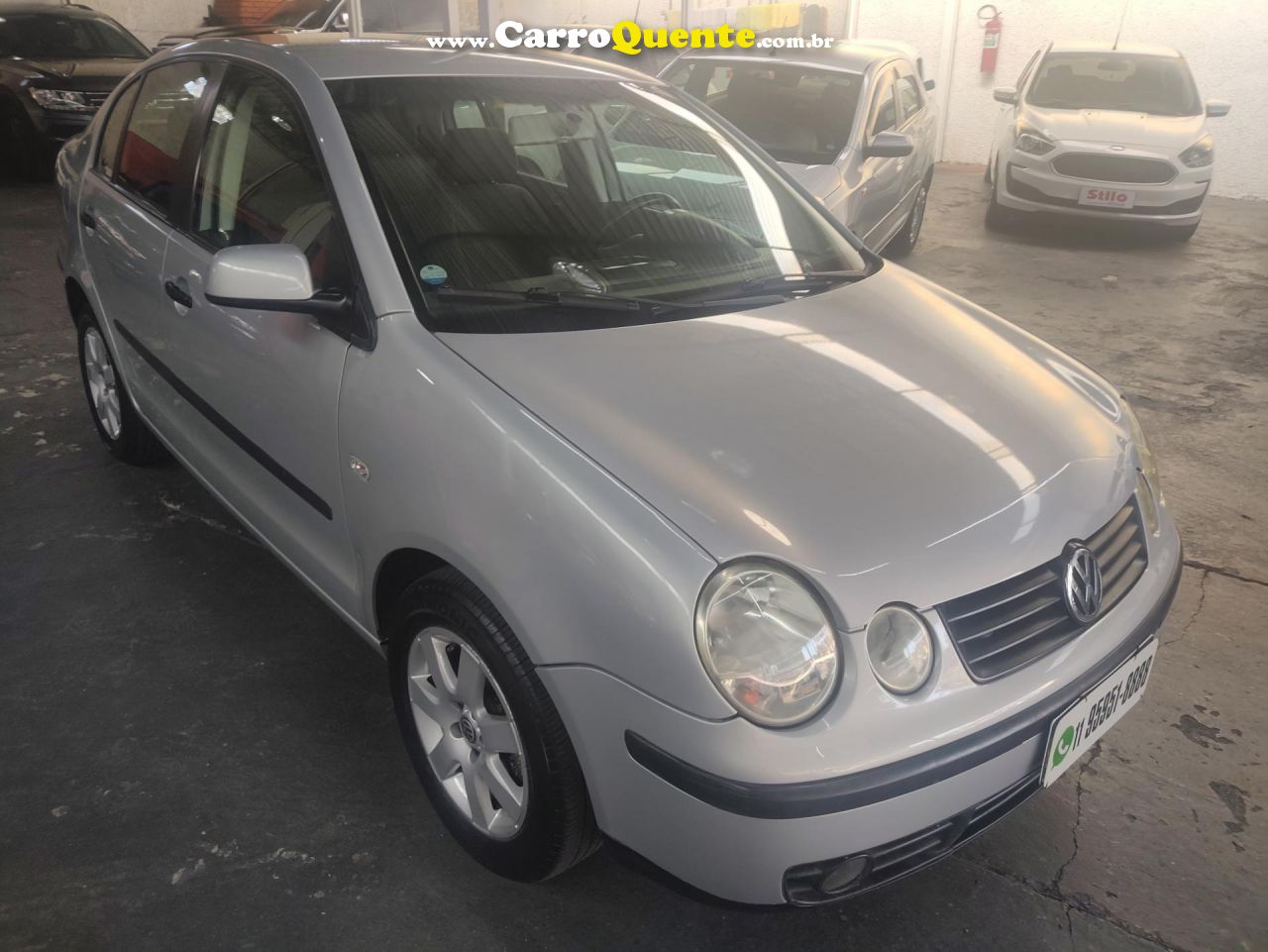 VOLKSWAGEN   POLO SEDAN 1.6 MI 101CV 8V 4P   PRATA 2005 1.6 GASOLINA - Loja