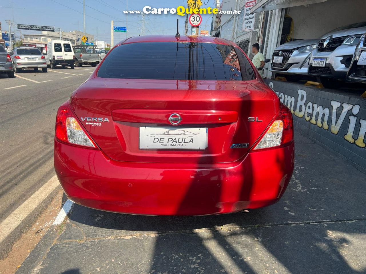 NISSAN   VERSA SL 1.6 16V FLEX FUEL 4P MEC.   VERMELHO 2014 1.6 FLEX - Loja