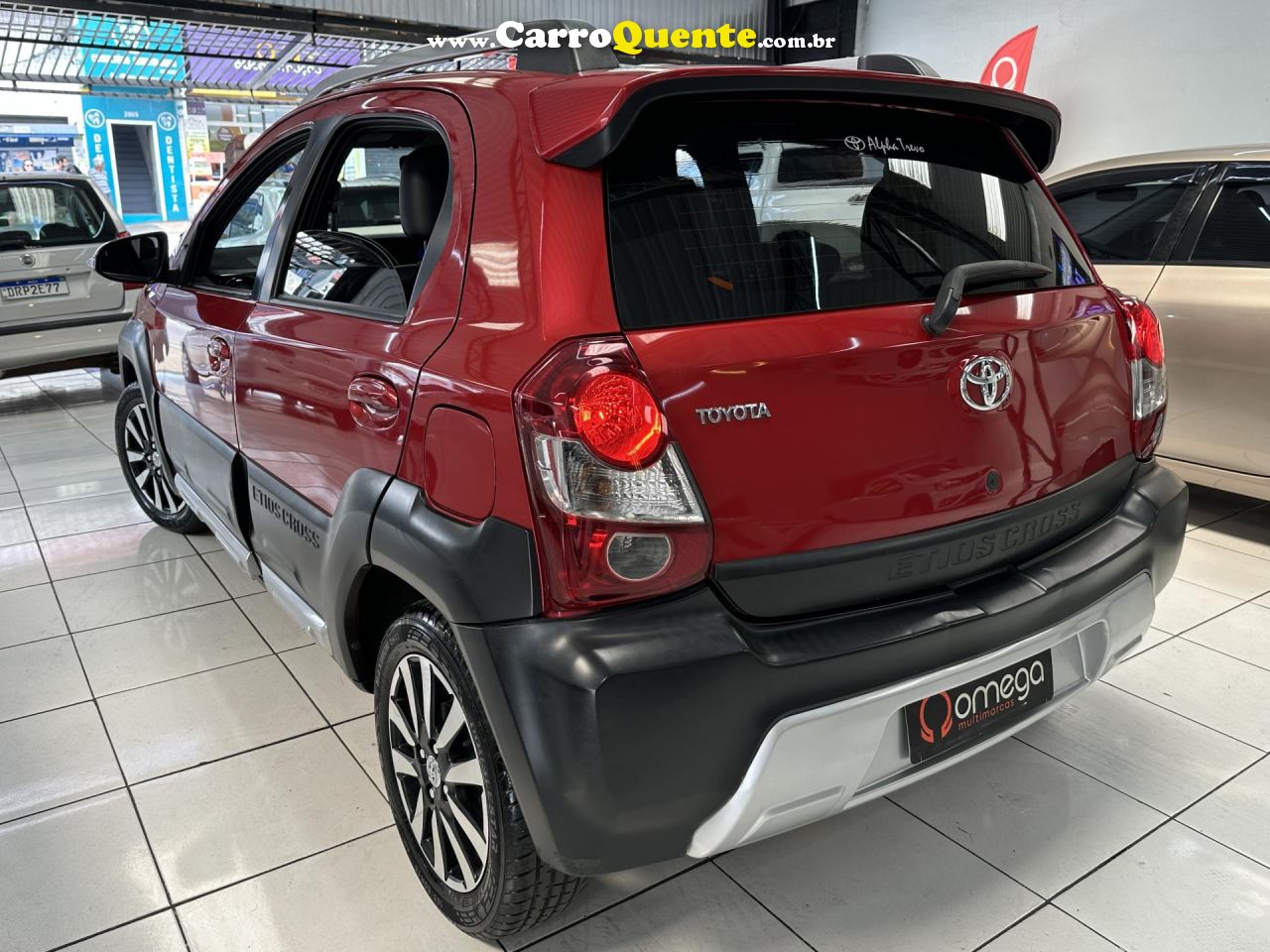 TOYOTA   ETIOS CROSS 1.5 FLEX 16V 5P AUT.   VERMELHO 2017 1.5 FLEX - Loja