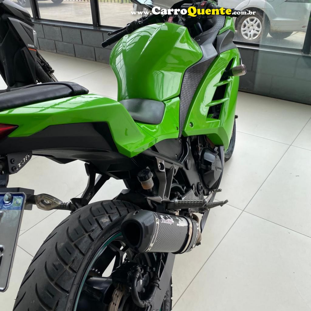 KAWASAKI   NINJA 300   VERDE 2014 296 GASOLINA - Loja