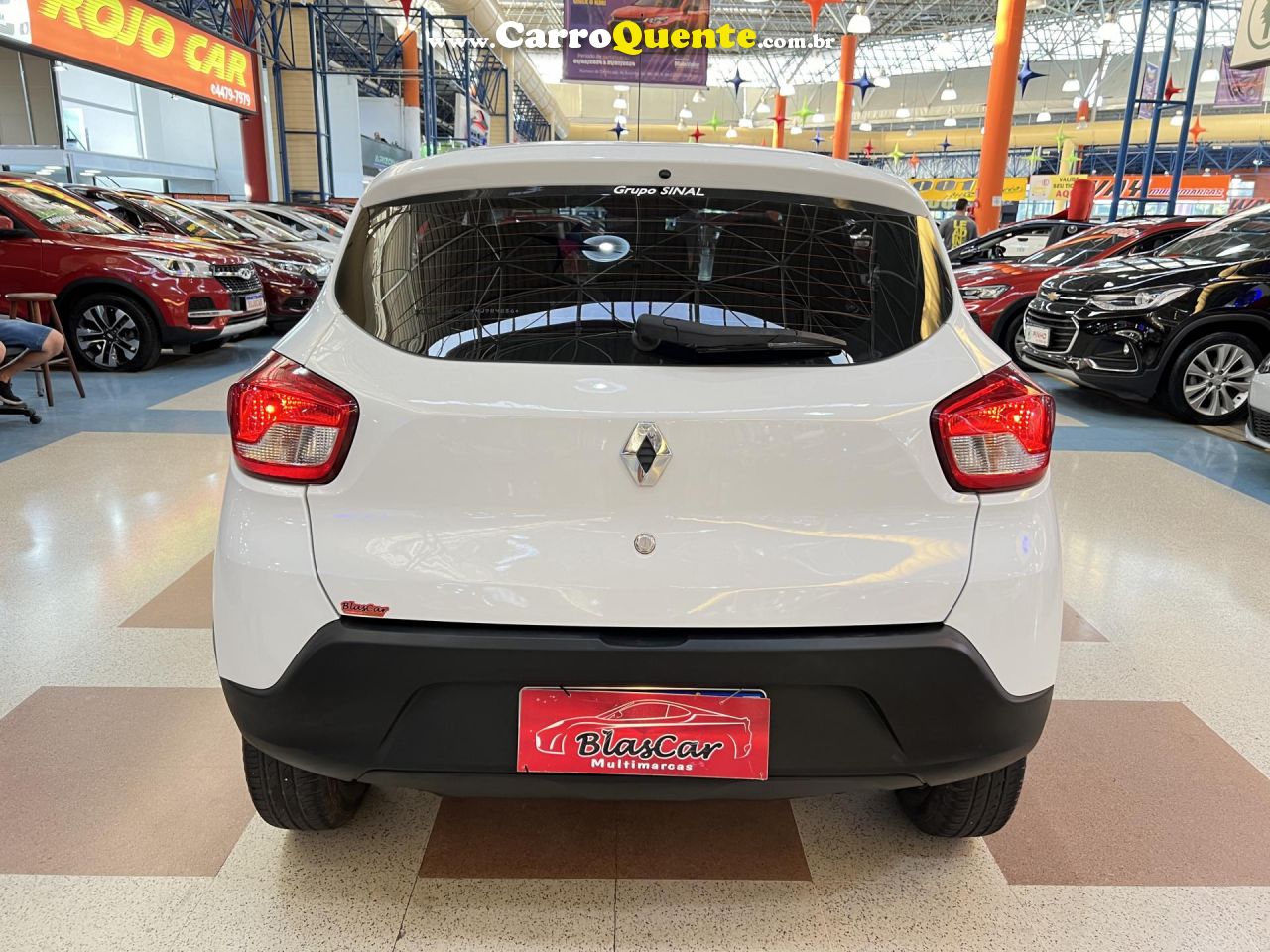 RENAULT   KWID ZEN 1.0 FLEX 12V 5P MEC.   BRANCO 2022 1.0 FLEX - Loja