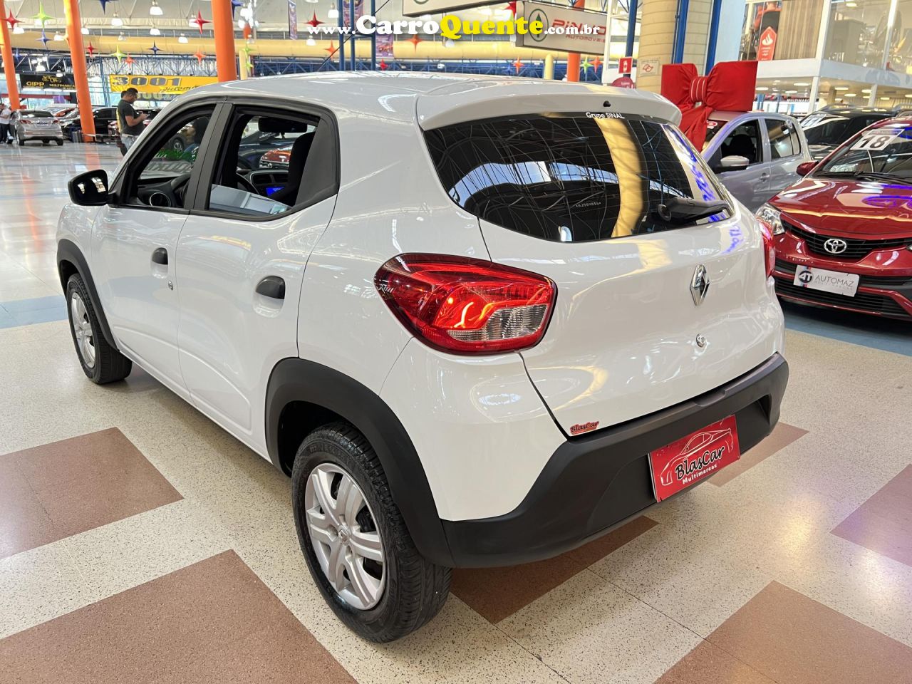 RENAULT   KWID ZEN 1.0 FLEX 12V 5P MEC.   BRANCO 2022 1.0 FLEX - Loja