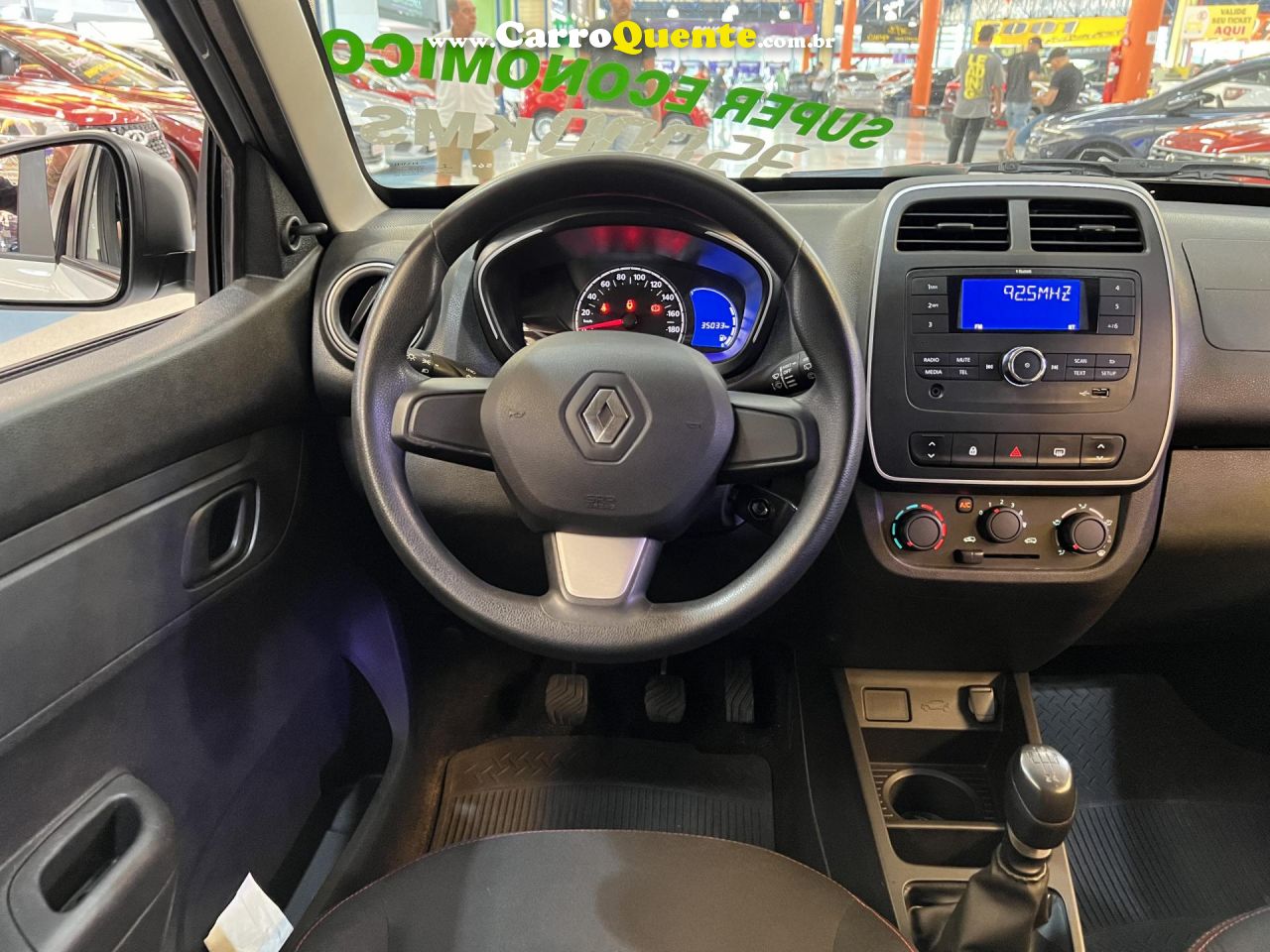 RENAULT   KWID ZEN 1.0 FLEX 12V 5P MEC.   BRANCO 2022 1.0 FLEX - Loja