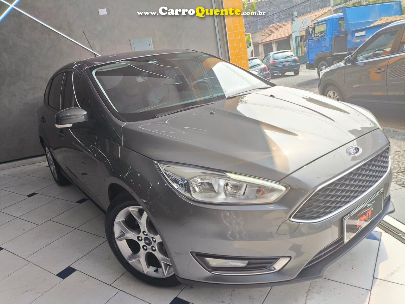 FORD FOCUS 2.0 SE PLUS 16V - Loja