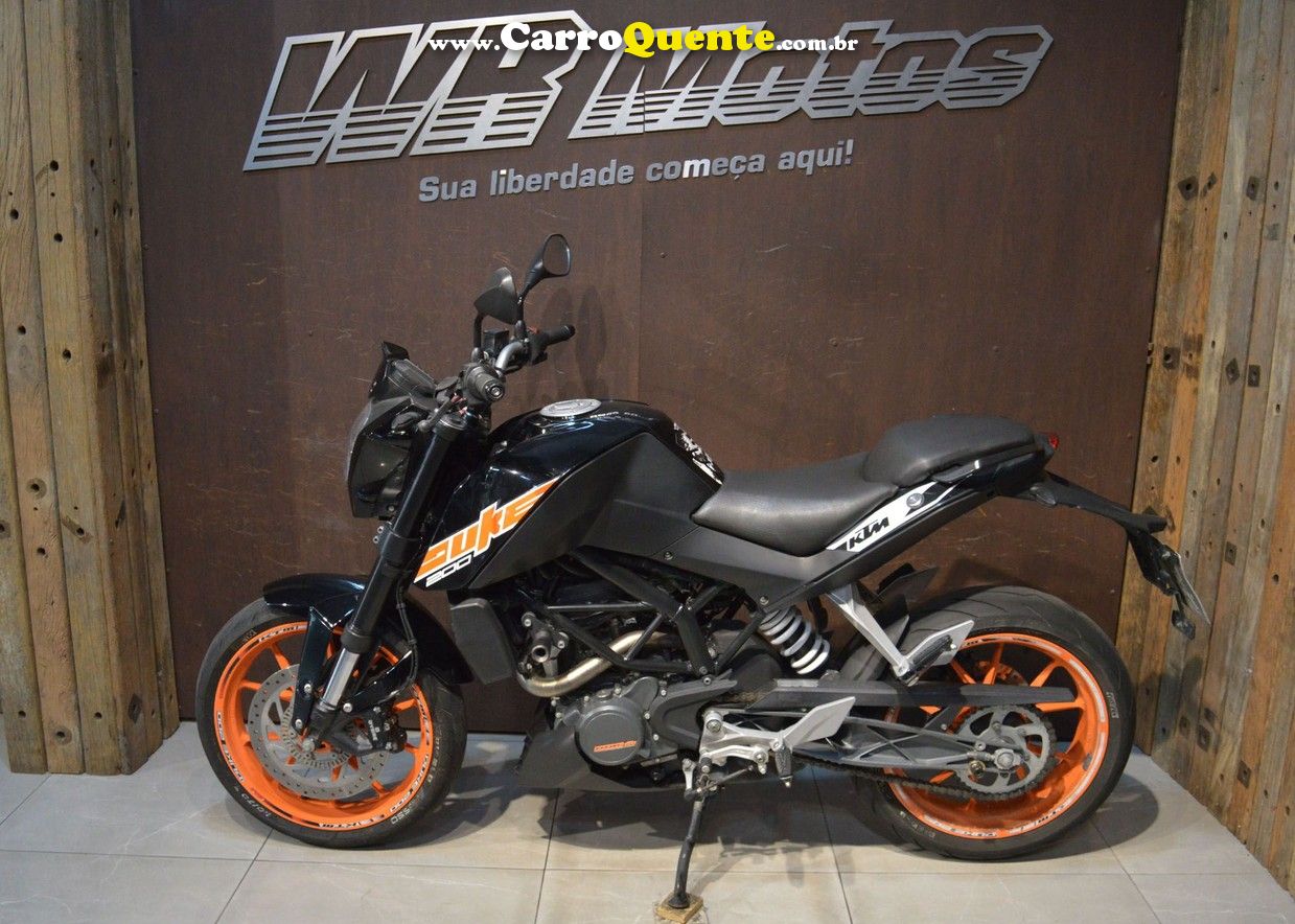 KTM DUKE 200 - Loja