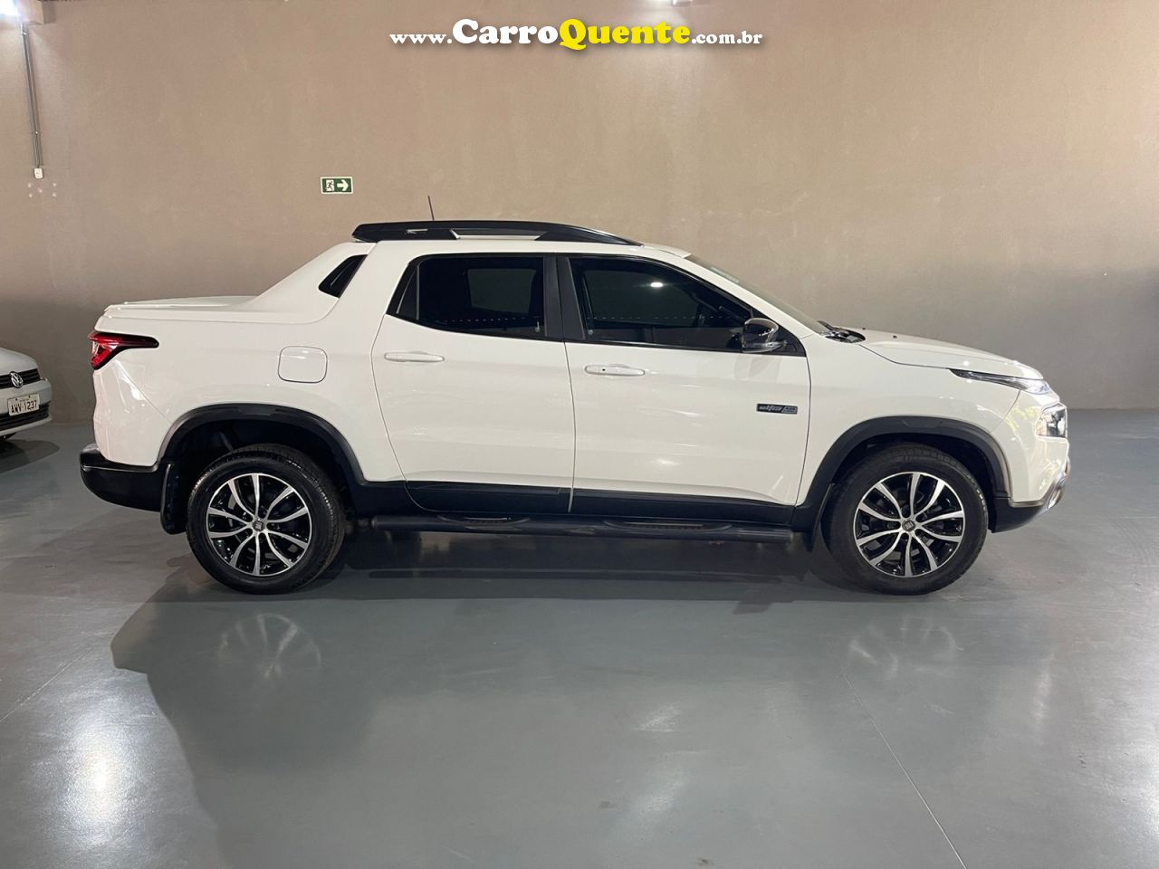 FIAT TORO 2.0 16V TURBO ULTRA 4WD - Loja