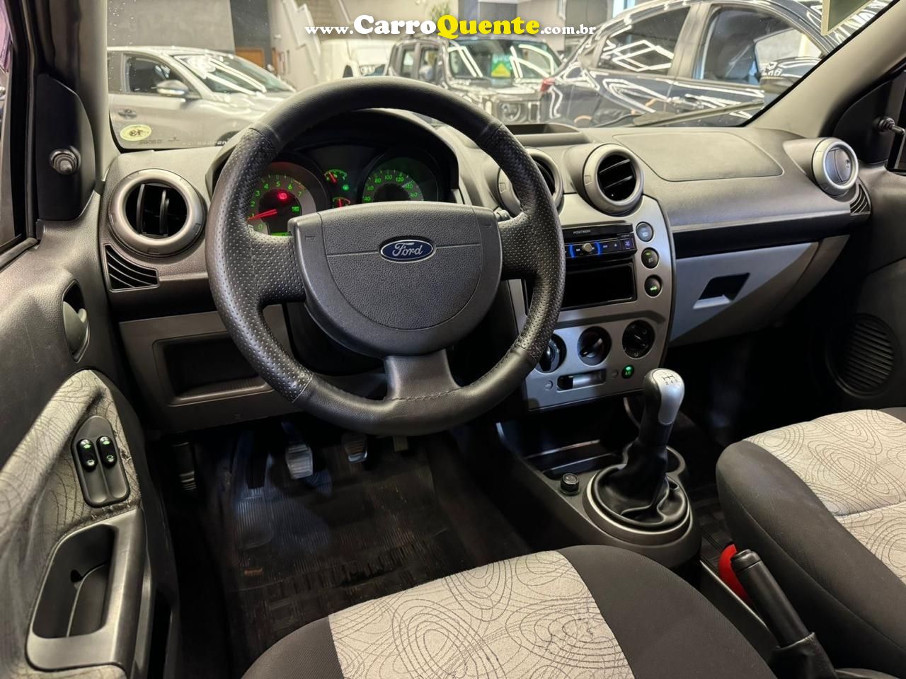 FORD FIESTA 1.6 MPI CLASS SEDAN 8V - Loja