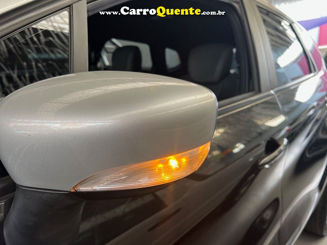 RENAULT-CAPTUR 1.6 16V SCE BOSE - Loja