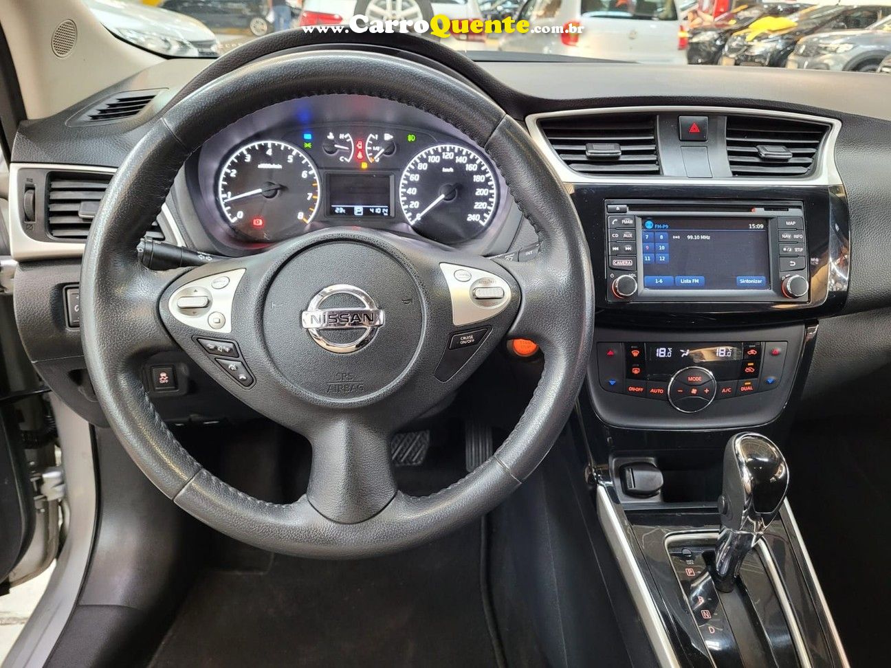 NISSAN SENTRA 2.0 SV 16V 41.000KM - Loja