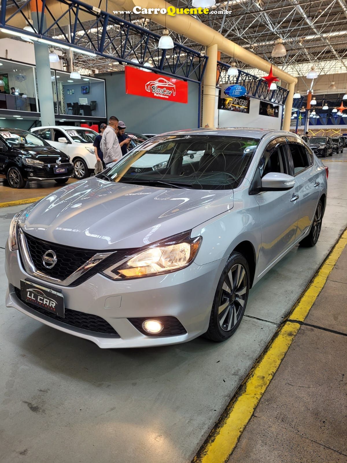 NISSAN SENTRA 2.0 SV 16V 41.000KM - Loja