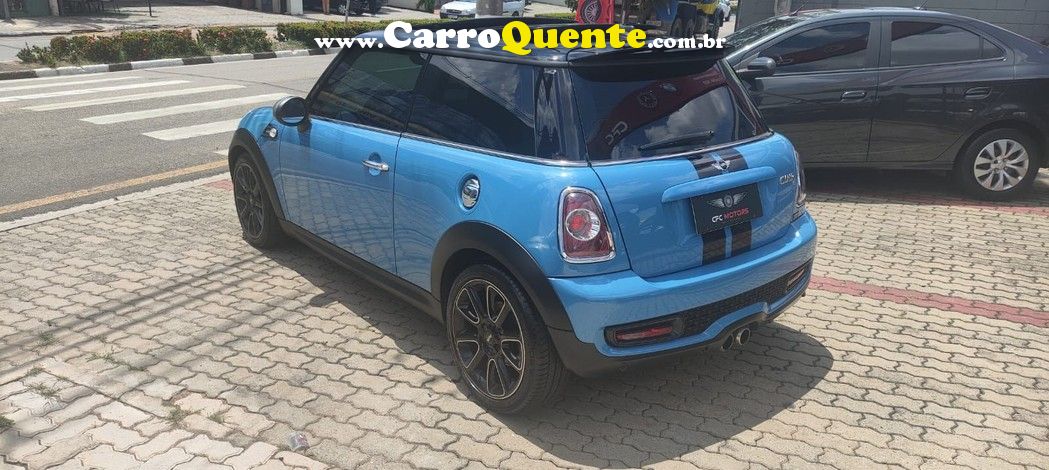 MINI COOPER 1.6 S BAYSWATER 16V - Loja