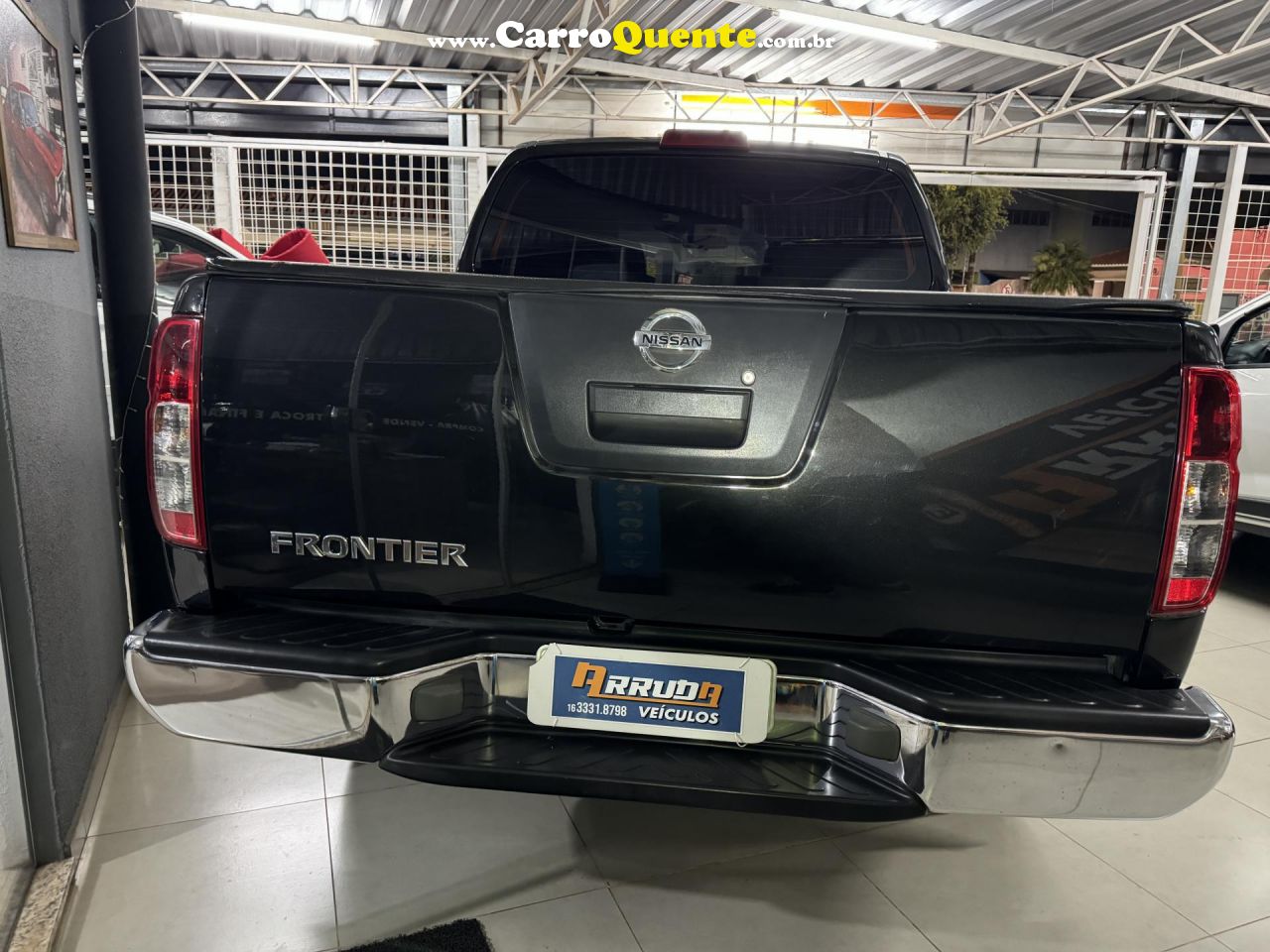 NISSAN   FRONTIER S CD 4X4 2.5 TB DIESEL   PRETO 2014 2.5 DIESEL - Loja