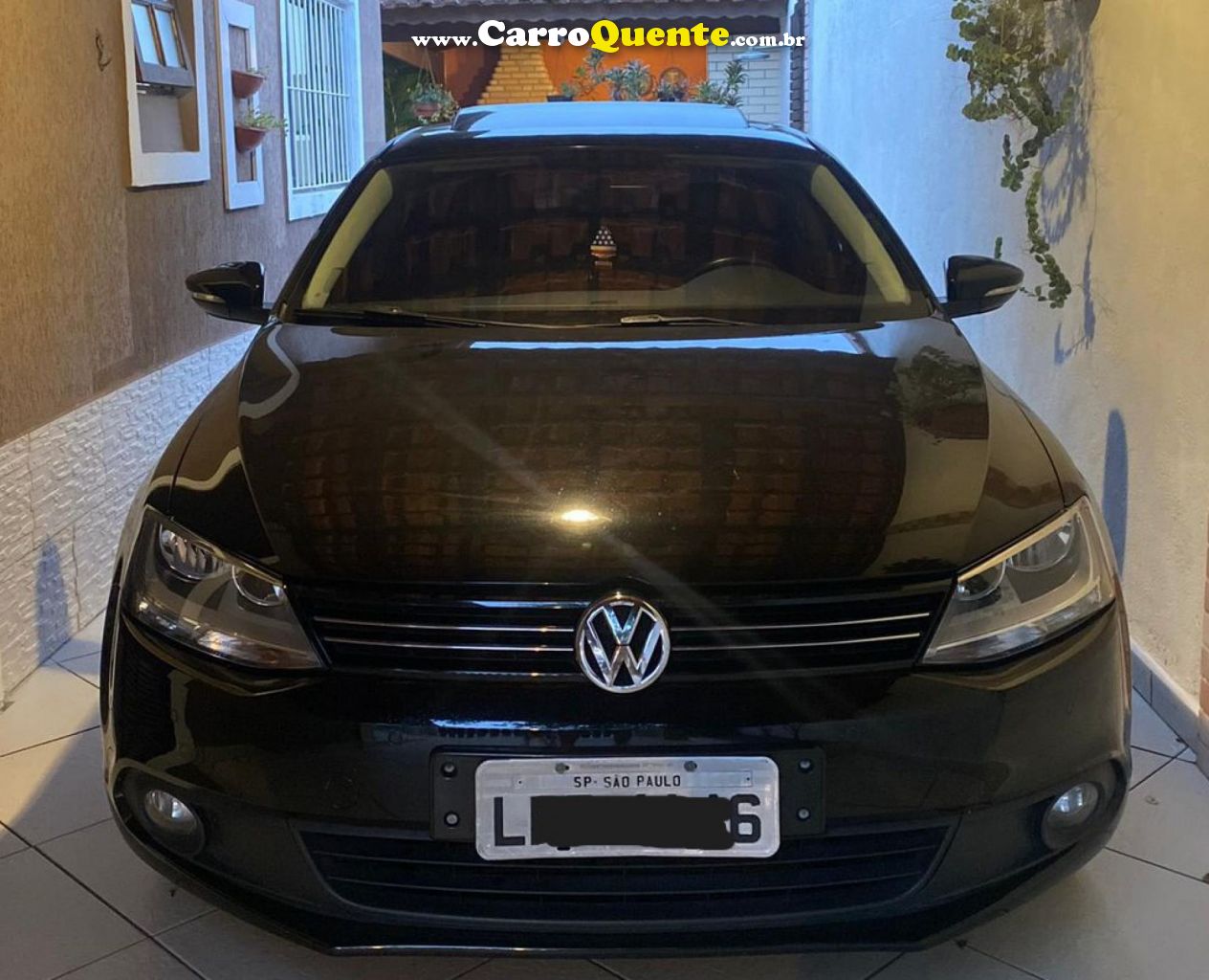 VOLKSWAGEN   JETTA COMFORTLINE 2.0 T.FLEX 8V 4P TIPT.   PRETO 2012 2.0 FLEX - Loja