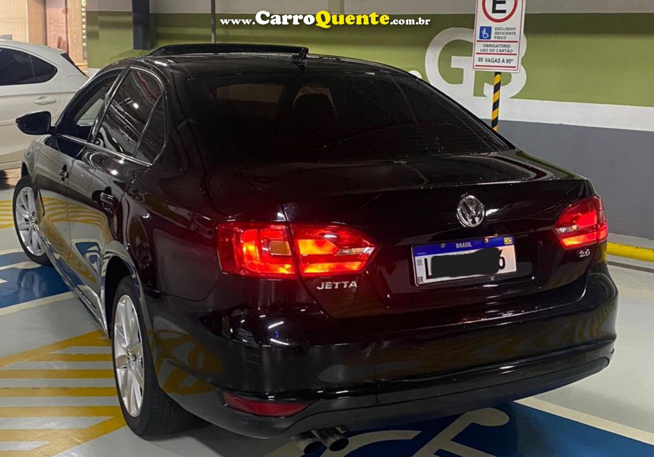 VOLKSWAGEN   JETTA COMFORTLINE 2.0 T.FLEX 8V 4P TIPT.   PRETO 2012 2.0 FLEX - Loja