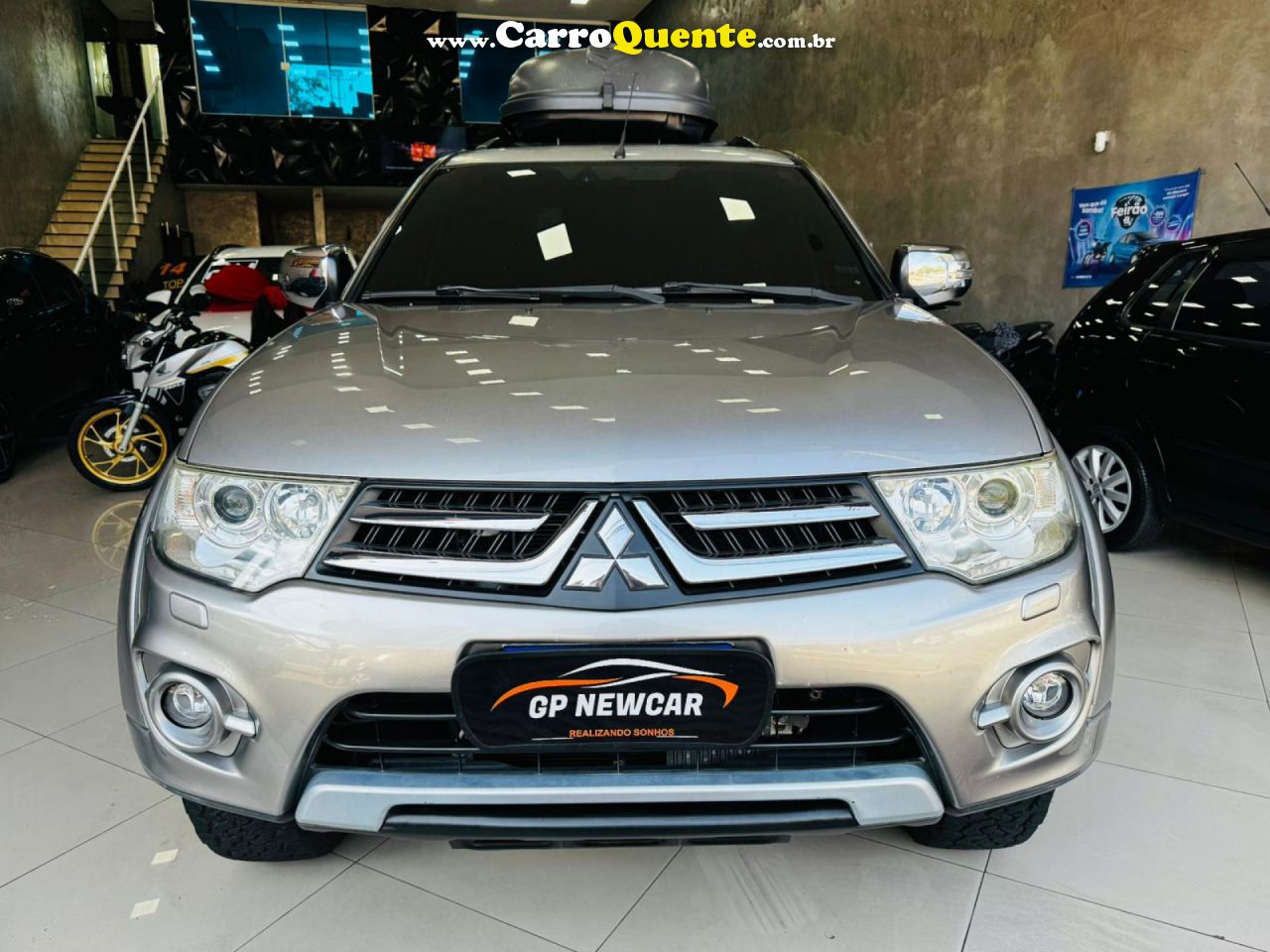 MITSUBISHI   PAJERO DAKARHPE 3.5 4X4 FLEX 5P AUT.   PRATA 2015 3.5 FLEX - Loja