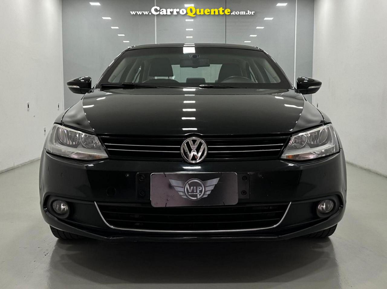 VOLKSWAGEN   JETTA HIGHLINE 2.0 TSI 16V 4P TIPTRONIC   PRETO 2013 2.0 GASOLINA - Loja