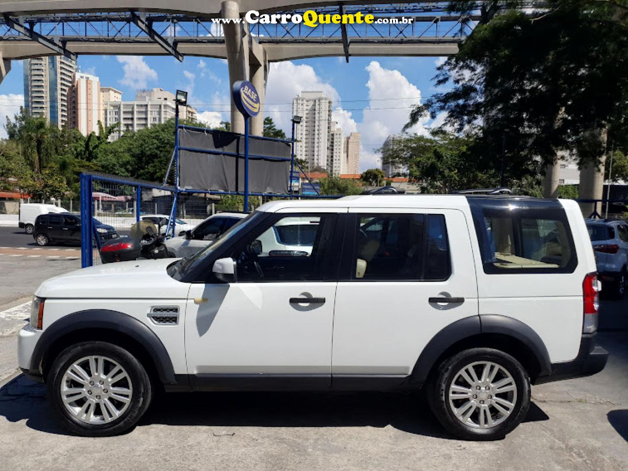 LAND ROVER   DISCOVERY4 S 3.0 4X4 TDV6 DIESEL AUT.   BRANCO 2013 3.0 DIESEL - Loja