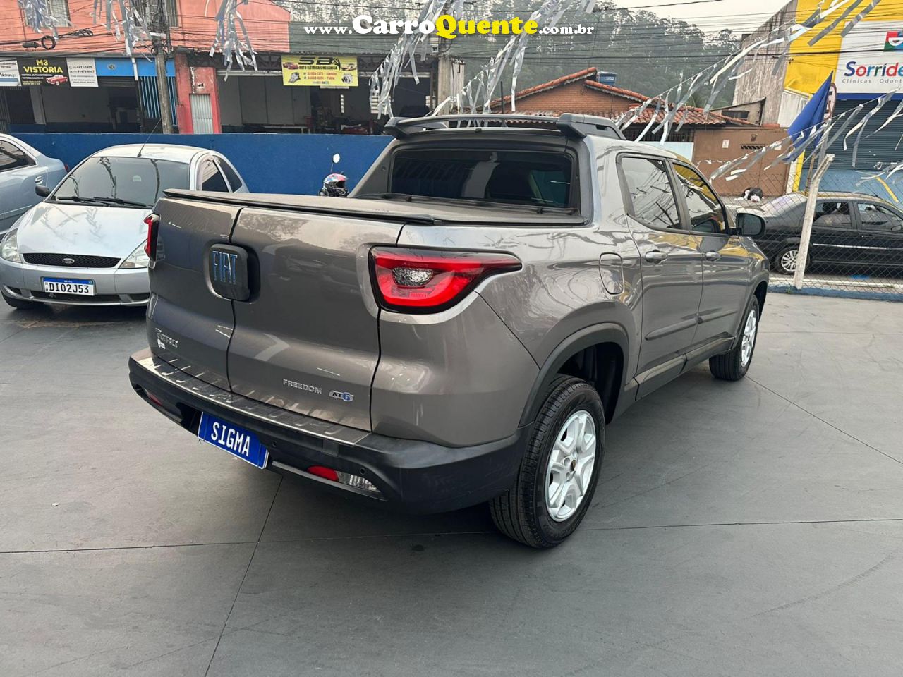 FIAT   TORO FREEDOM ROAD 1.8 16V FLEX AUT.   CINZA 2018 1.8 FLEX - Loja