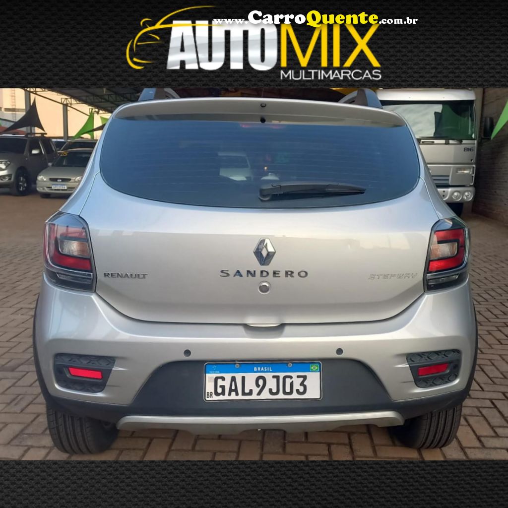 RENAULT   SANDERO STEP. EASY R H-POWER 1.6 8V   PRATA 2016 1.6 GASOLINA - Loja