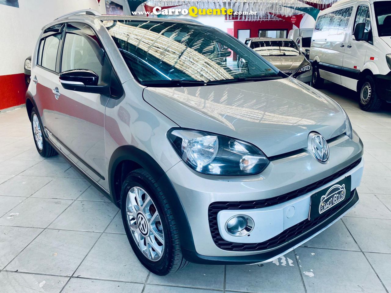 VOLKSWAGEN   UP! CROSS 1.0 TSI TOTAL FLEX 12V 5P   PRATA 2017 1.0 FLEX - Loja