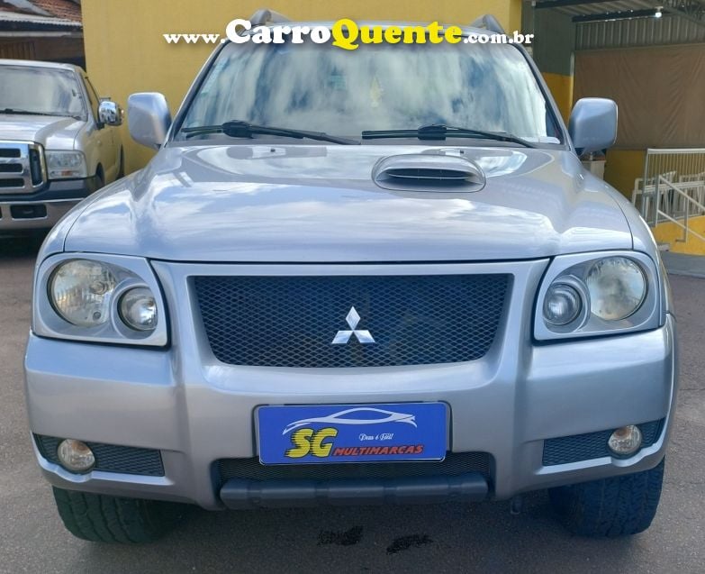 Mitsubishi PAJERO SPORT 2.5 HPE 4X4 8V TURBO INTERCOOLER DIESEL 4P AUTOMÁTICO - Loja