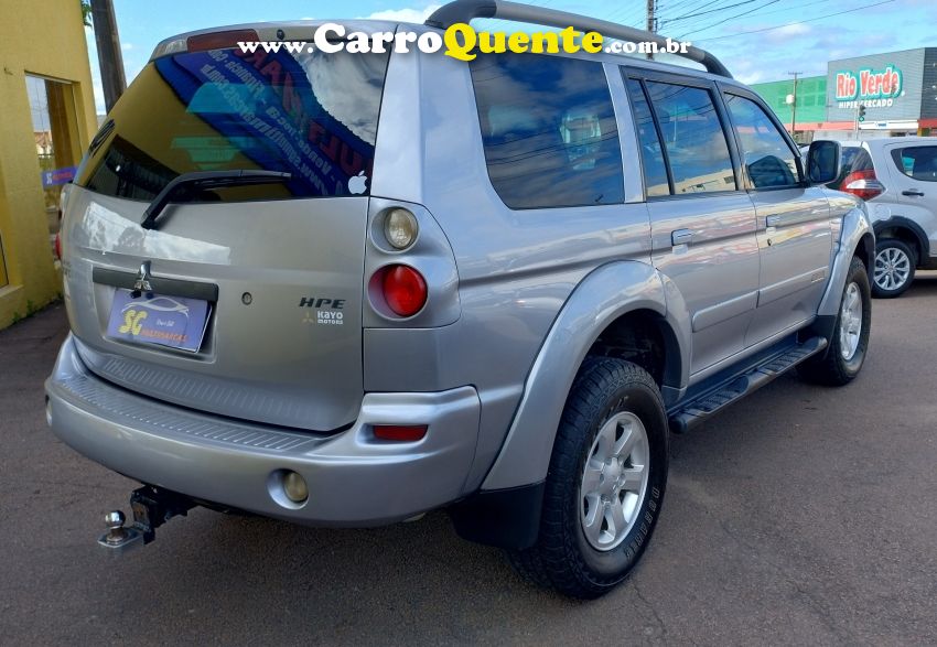 Mitsubishi PAJERO SPORT 2.5 HPE 4X4 8V TURBO INTERCOOLER DIESEL 4P AUTOMÁTICO - Loja