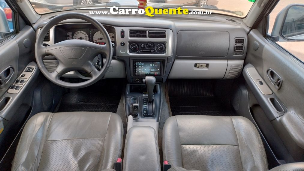 Mitsubishi PAJERO SPORT 2.5 HPE 4X4 8V TURBO INTERCOOLER DIESEL 4P AUTOMÁTICO - Loja