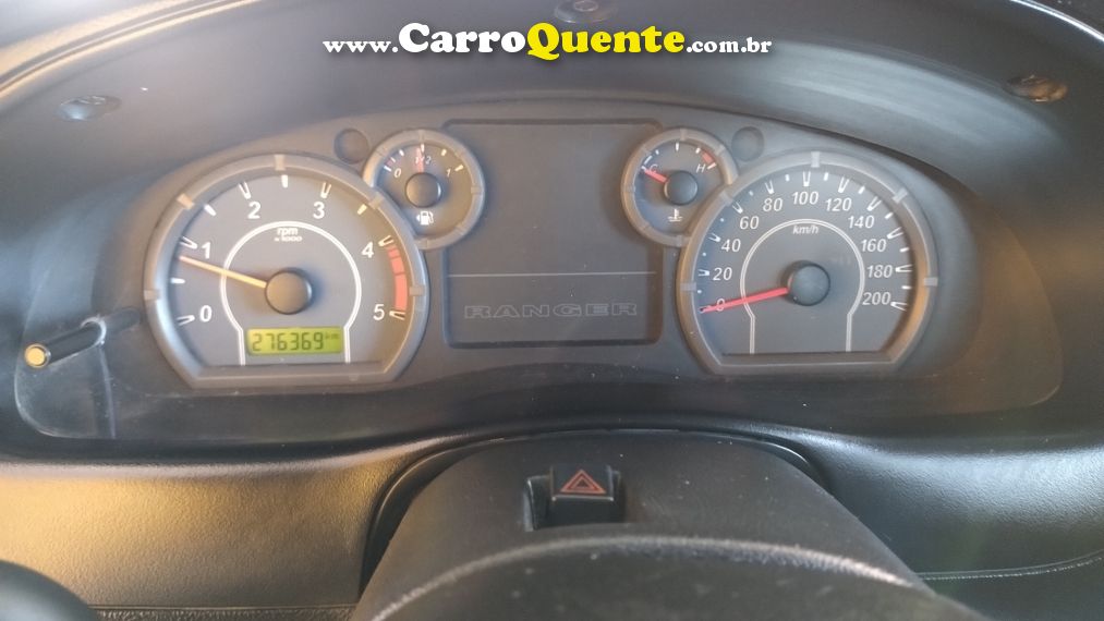 Ford RANGER 3.0 XL 4X4 CS TURBO ELECTRONIC DIESEL 2P MANUAL - Loja