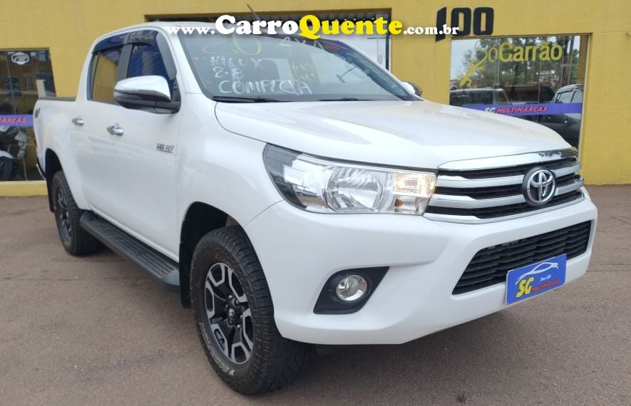 Toyota HILUX 2.8 POWER PACK 4X4 CD 16V DIESEL 4P MANUAL - Loja