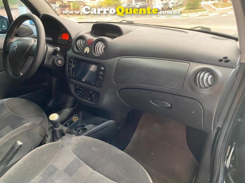 Citroen C3 1.4 I EXCLUSIVE 8V FLEX 4P MANUAL - Loja