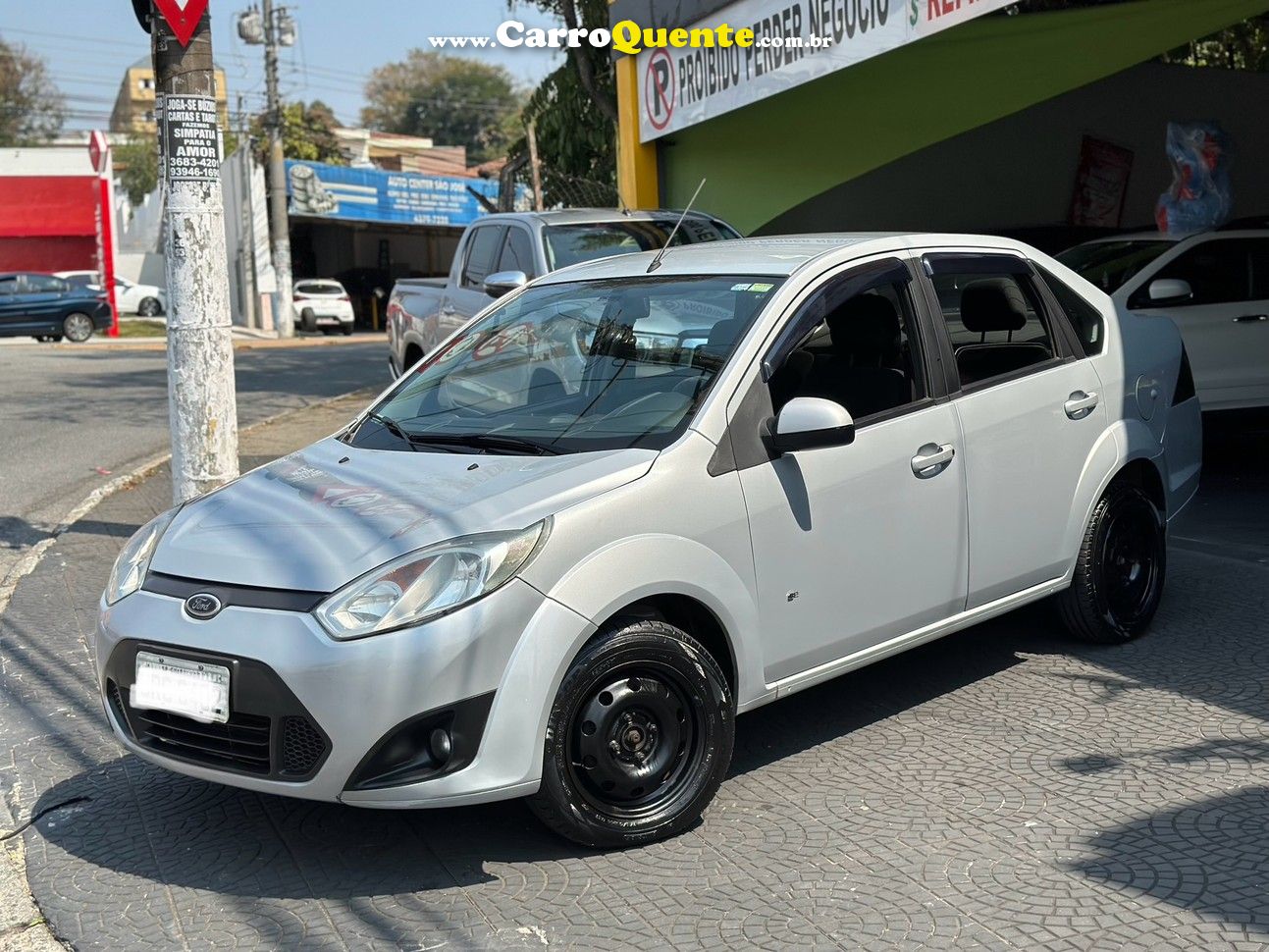 FORD FIESTA 1.6 SE SEDAN 16V 2014 - Loja