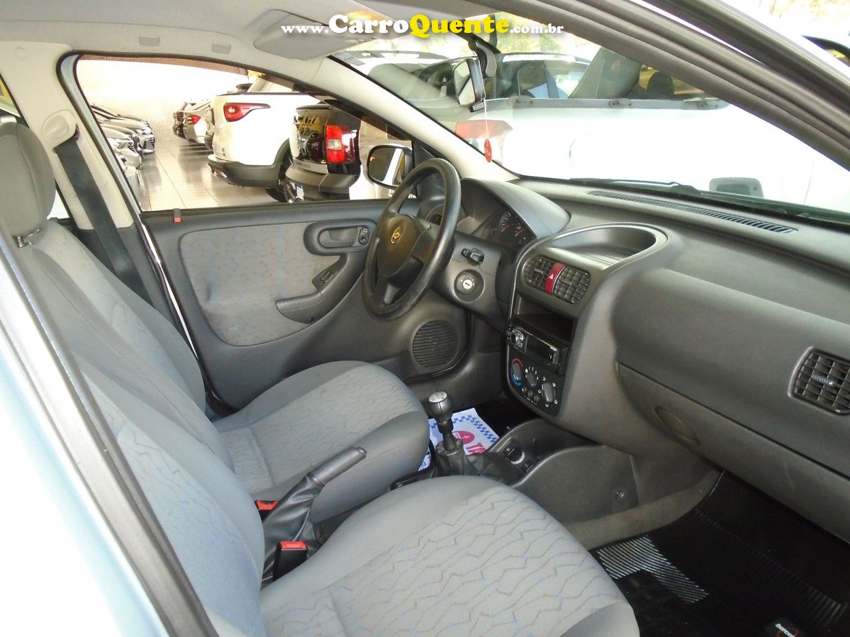 CHEVROLET CORSA 1.8 MPFI MAXX SEDAN 8V - Loja