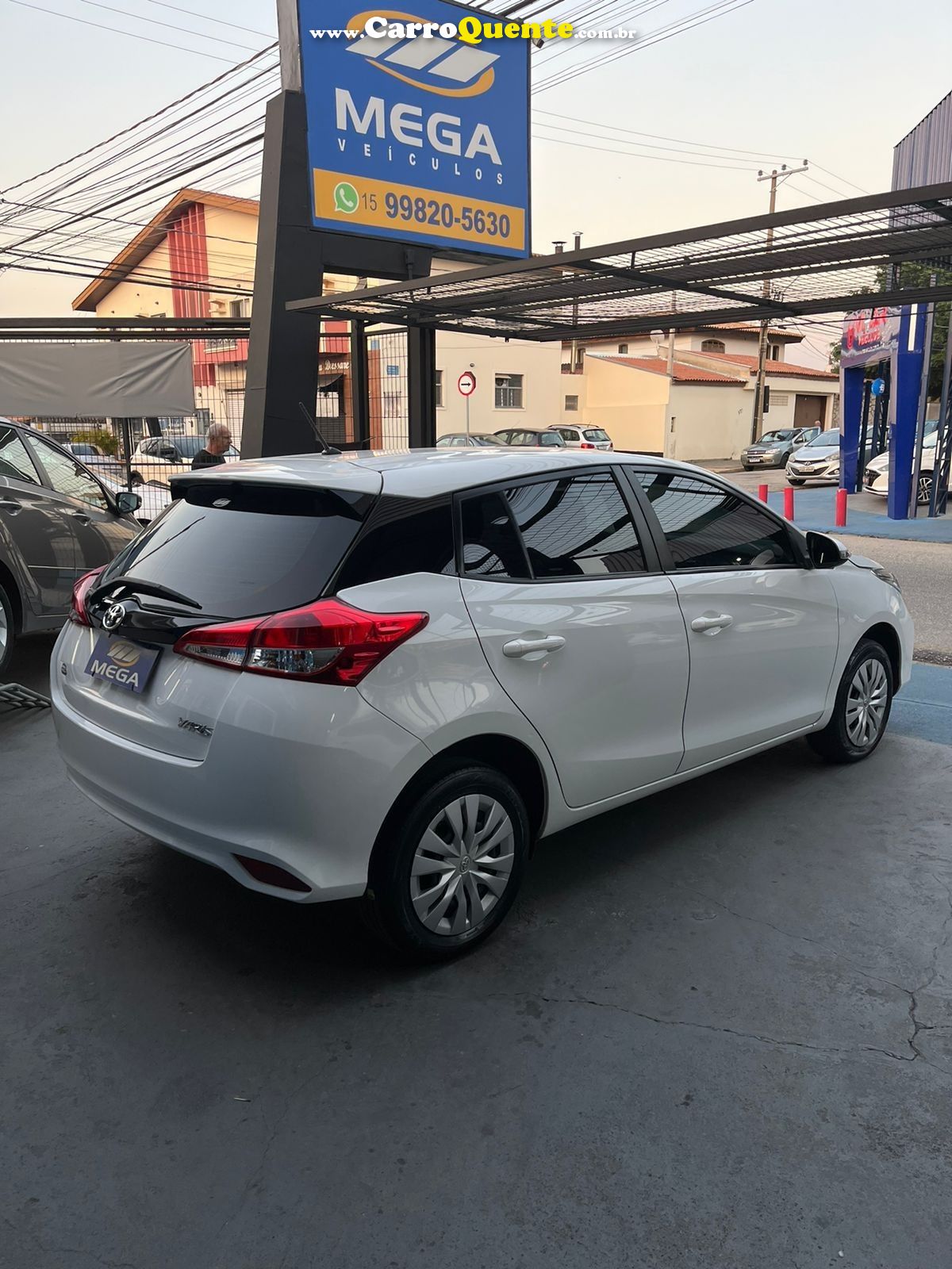 TOYOTA YARIS 1.5 XL - Loja