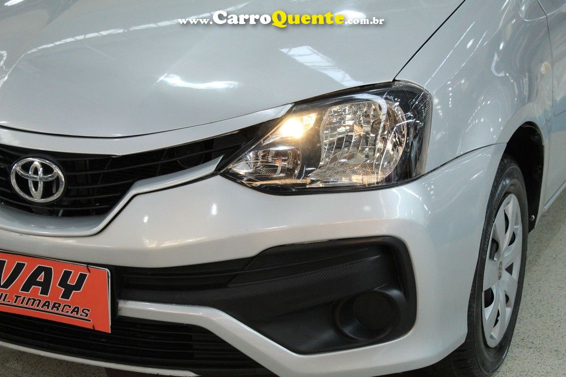 TOYOTA ETIOS 1.3 X 16V - Loja