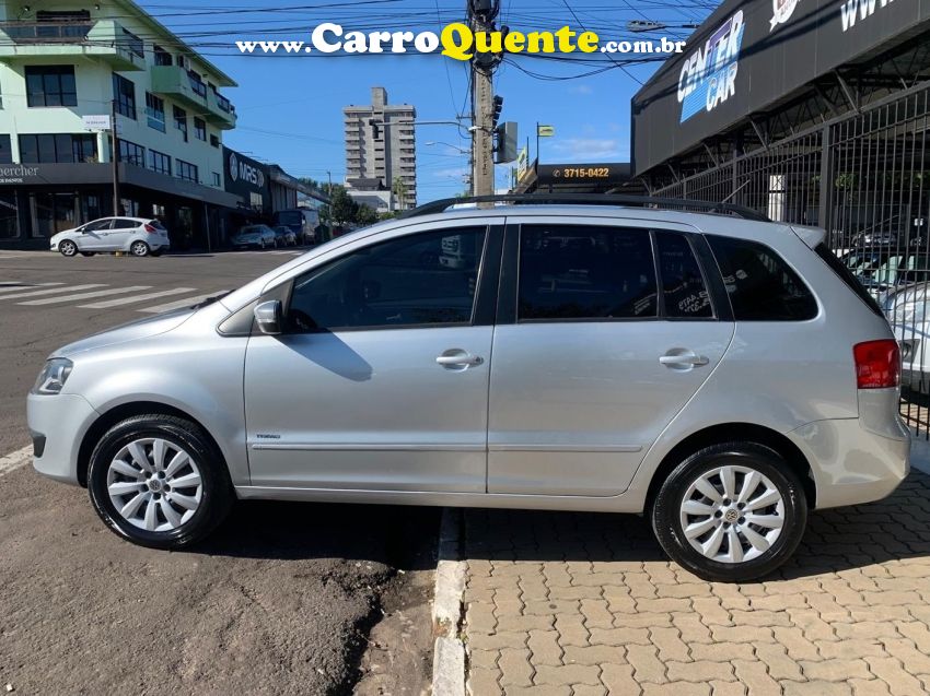 Volkswagen SPACEFOX 1.6 MI TREND 8V FLEX 4P MANUAL - Loja