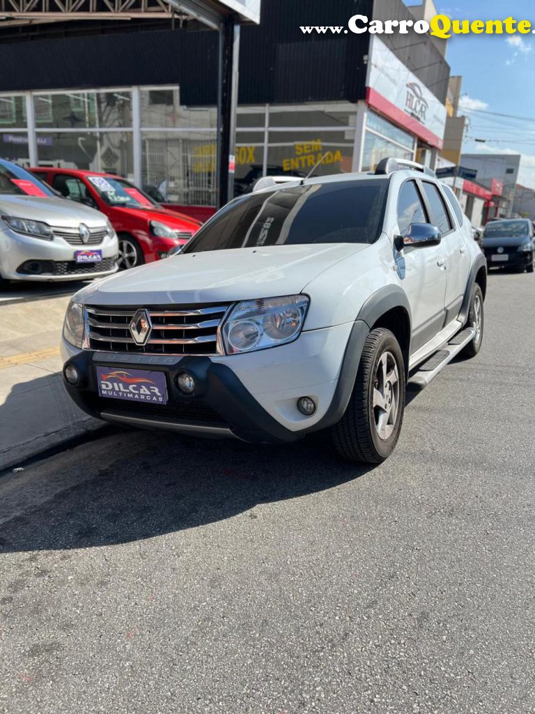 RENAULT   DUSTER DYNAMIQUE 2.0 FLEX 16V AUT.   BRANCO 2015 2.0 FLEX - Loja