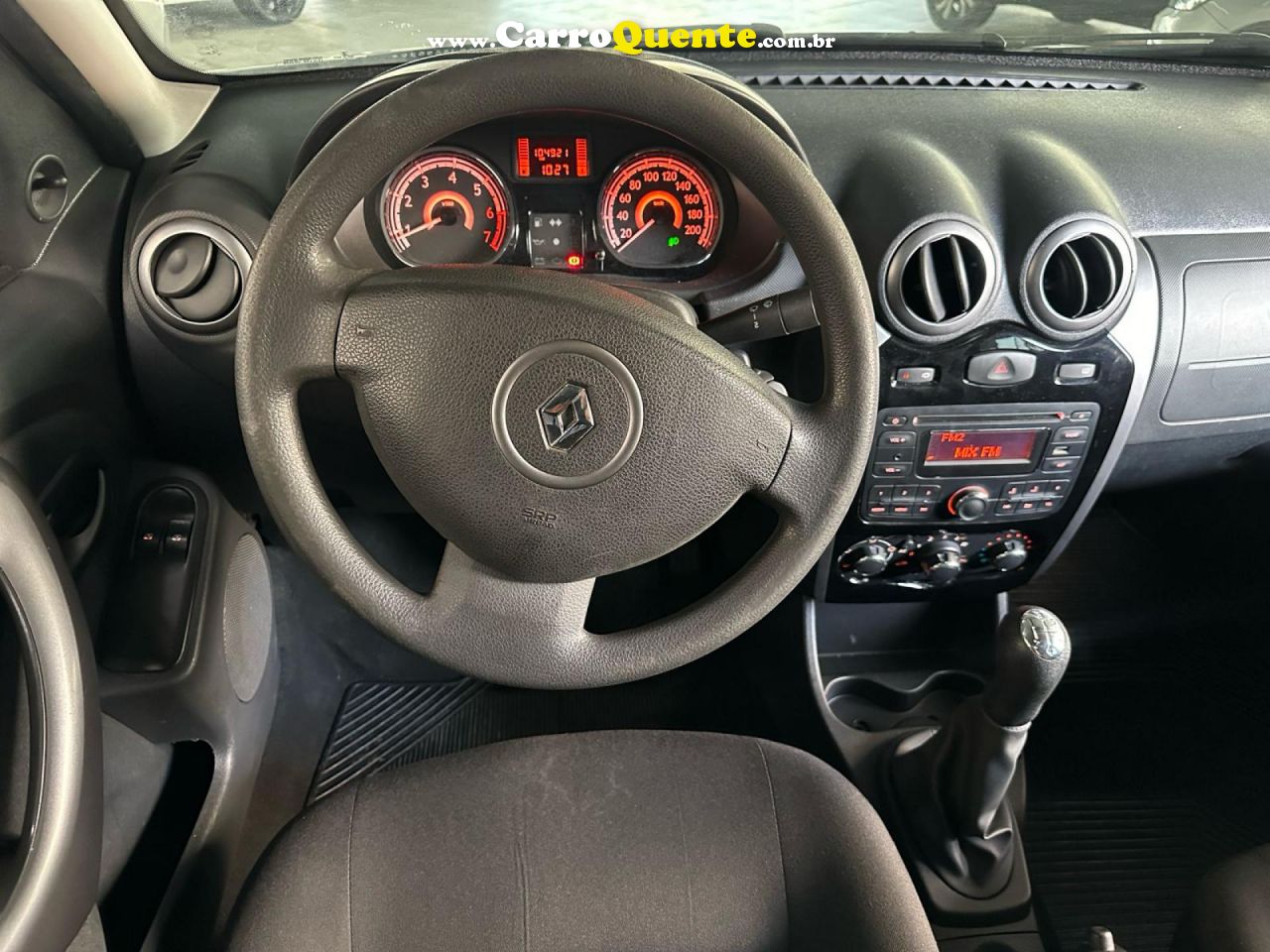 RENAULT   SANDERO AUTHENTIQUE HI-FLEX 1.0 16V 5P   BRANCO 2014 1.0 FLEX - Loja