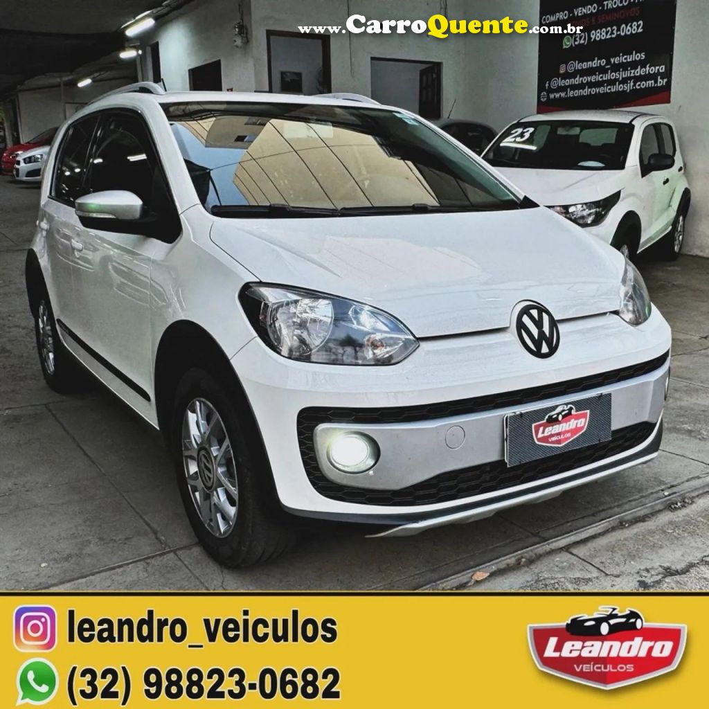 VOLKSWAGEN   UP! CROSS 1.0 TSI TOTAL FLEX 12V 5P   BRANCO 2016 1.0 FLEX - Loja