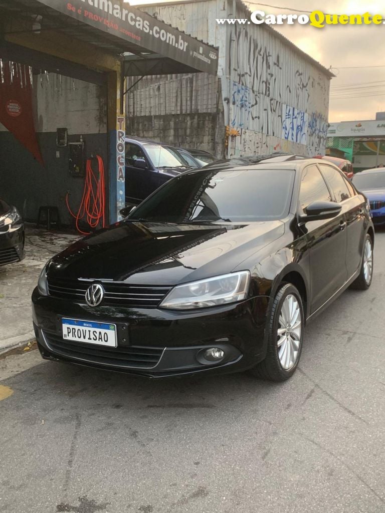 VOLKSWAGEN   JETTA HIGHLINE 2.0 TSI 16V 4P TIPTRONIC   PRETO 2013 2.0 GASOLINA - Loja