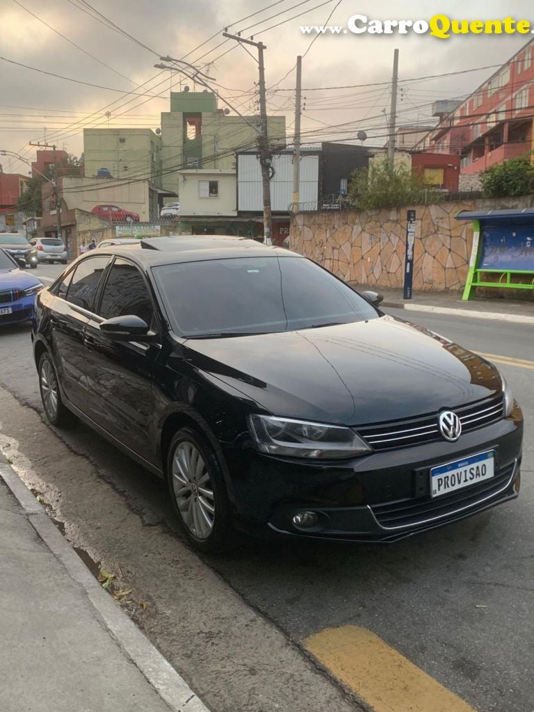 VOLKSWAGEN   JETTA HIGHLINE 2.0 TSI 16V 4P TIPTRONIC   PRETO 2013 2.0 GASOLINA - Loja