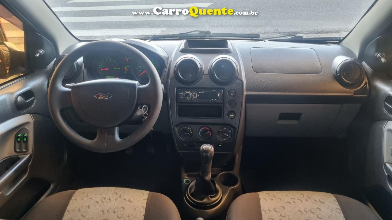 FORD   FIESTA 1.0 8V FLEXCLASS 1.0 8V FLEX 5P   PRETO 2009 1.0 FLEX - Loja