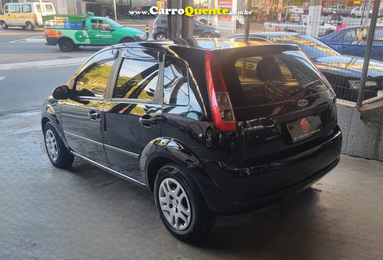 FORD   FIESTA 1.0 8V FLEXCLASS 1.0 8V FLEX 5P   PRETO 2009 1.0 FLEX - Loja