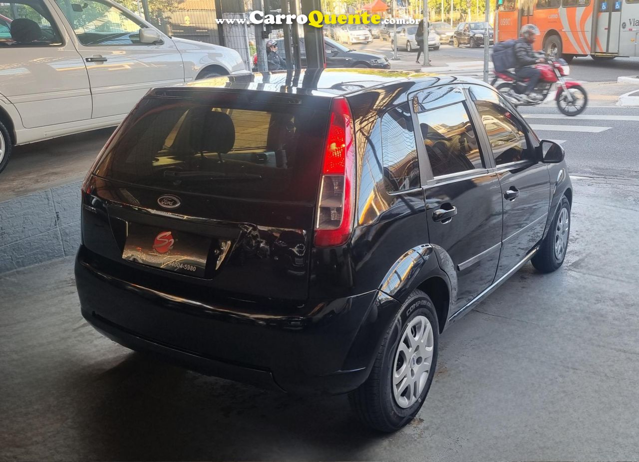 FORD   FIESTA 1.0 8V FLEXCLASS 1.0 8V FLEX 5P   PRETO 2009 1.0 FLEX - Loja