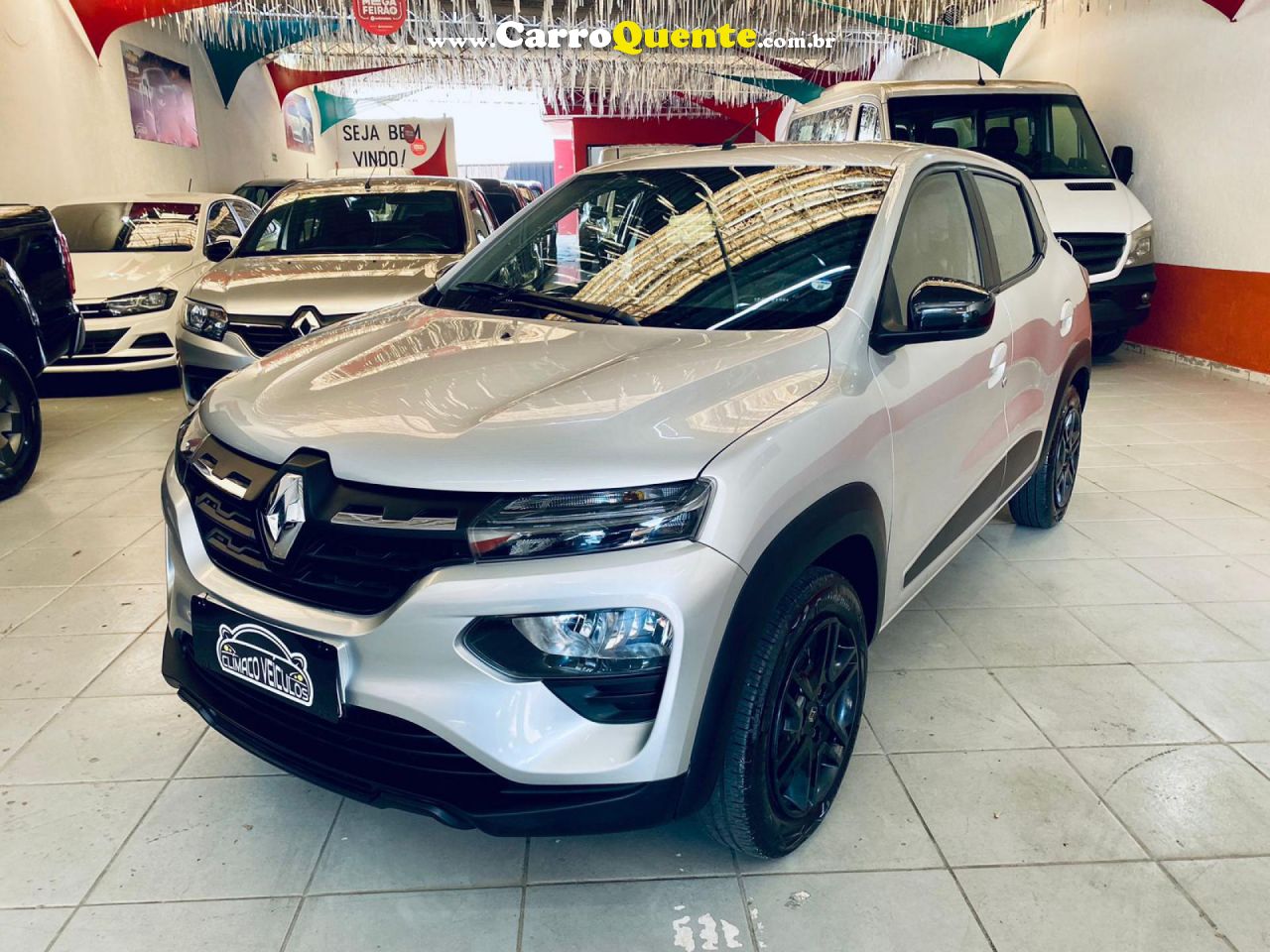 RENAULT   KWID INTENSE 1.0 FLEX 12V 5P MEC.   PRATA 2023 1.0 FLEX - Loja