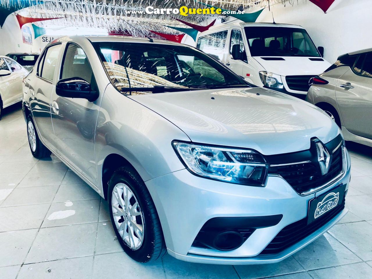 RENAULT   LOGAN ZEN FLEX 1.0 12V 4P MEC.   PRATA 2024 1.0 FLEX - Loja