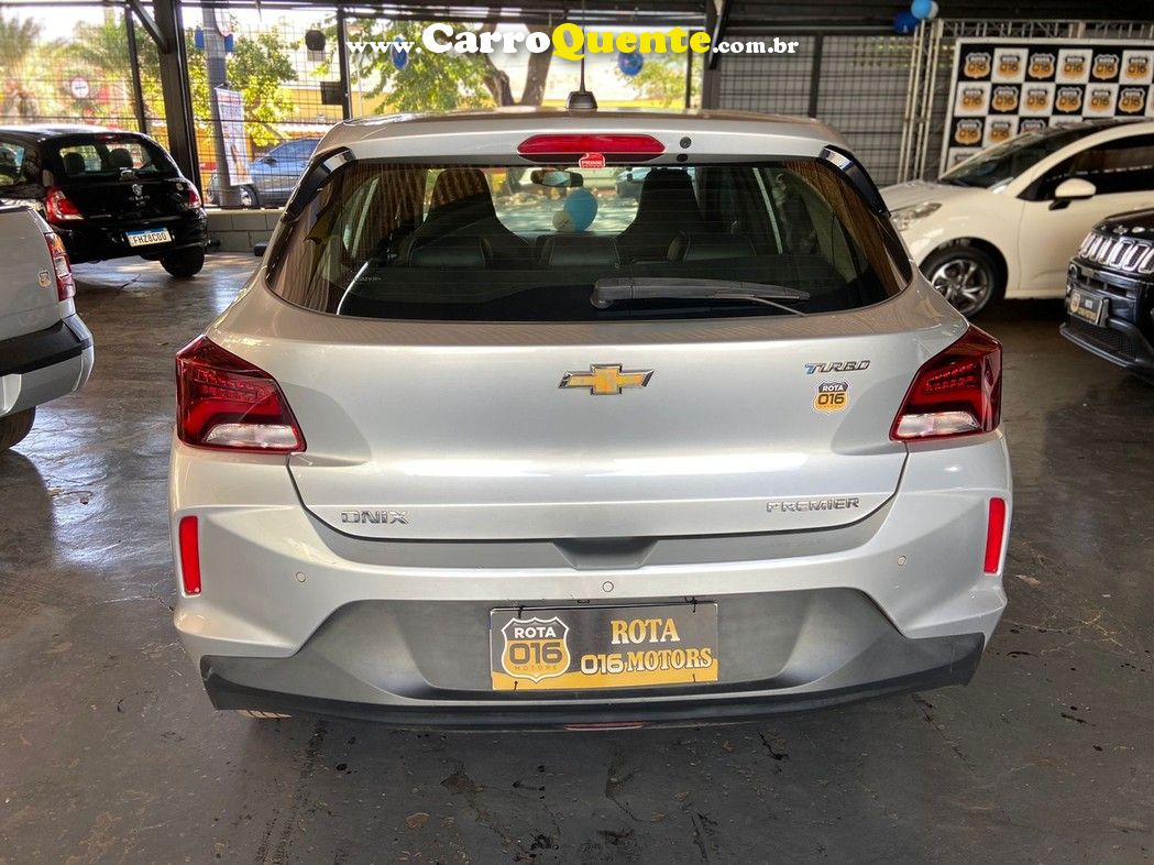 CHEVROLET ONIX 1.0 TURBO PREMIER - Loja