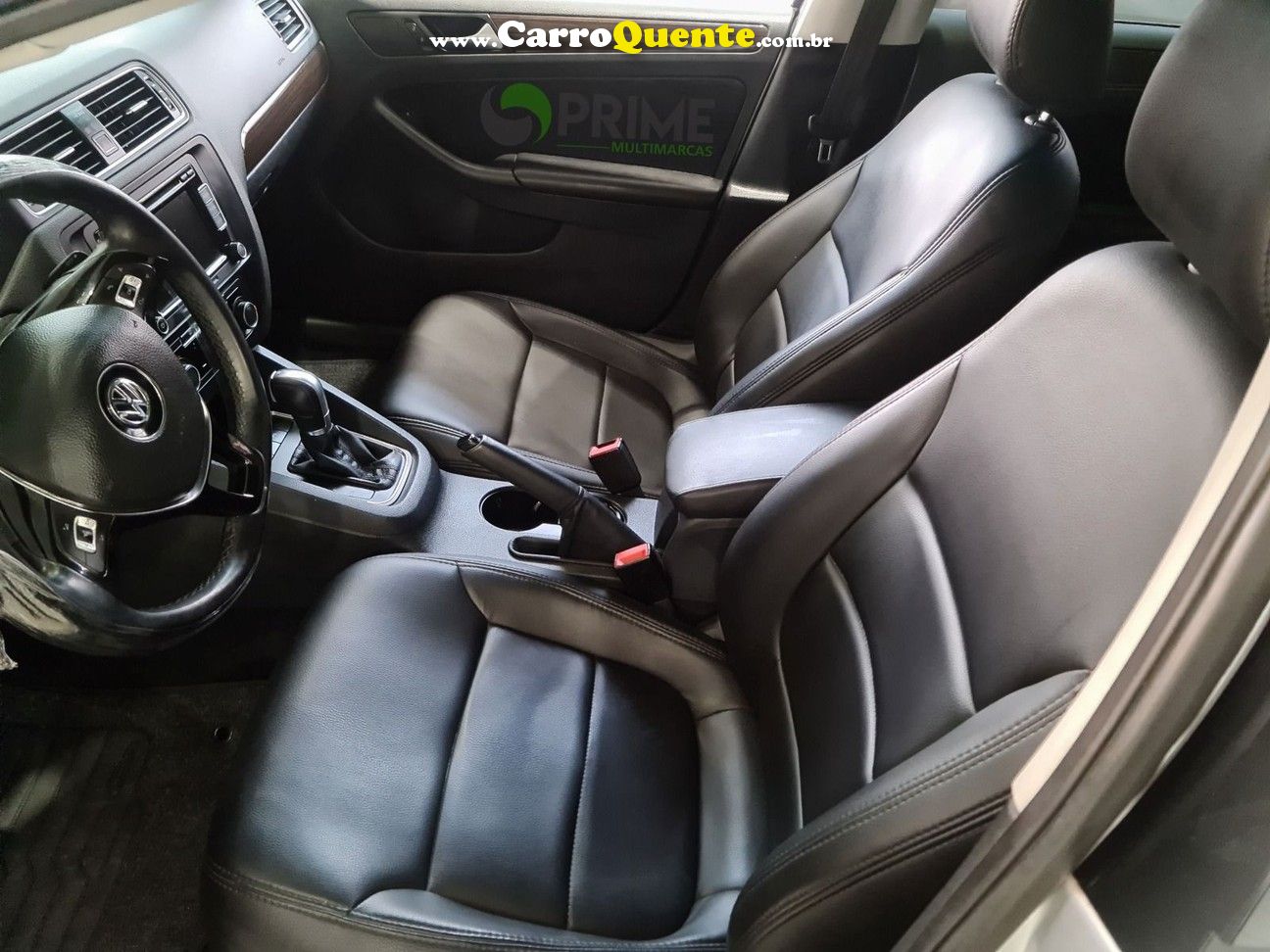 VOLKSWAGEN JETTA 2.0 COMFORTLINE - Loja