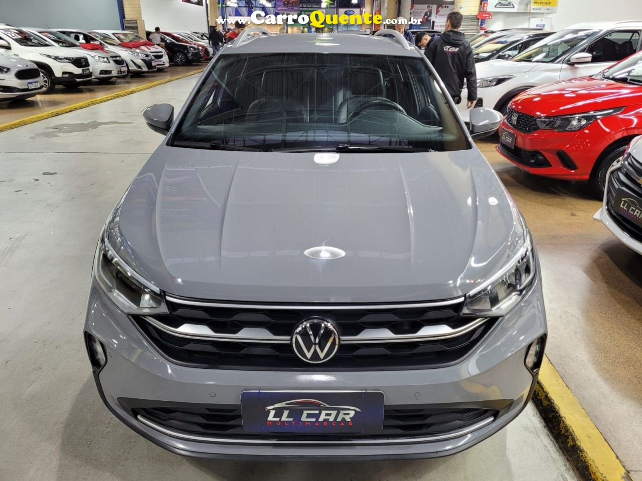 VOLKSWAGEN NIVUS 1.0 200 TSI HIGHLINE - Loja