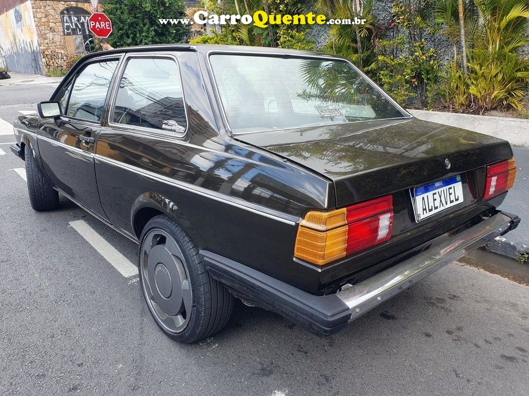 VOLKSWAGEN VOYAGE 1.6 S 8V - Loja